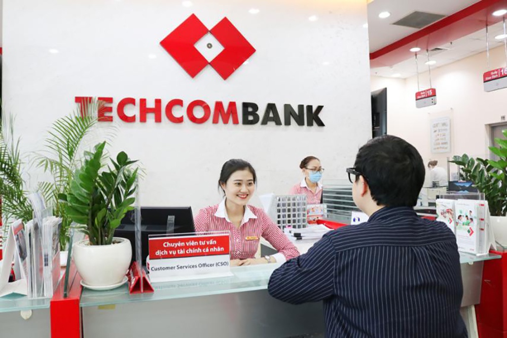 techcombank-len-top-2-ngan-hang-co-von-hoa-lon